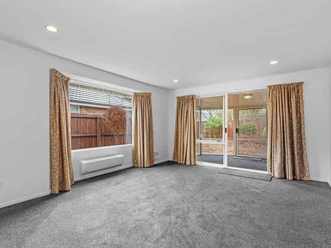 1 Ashmore Lane, Strowan