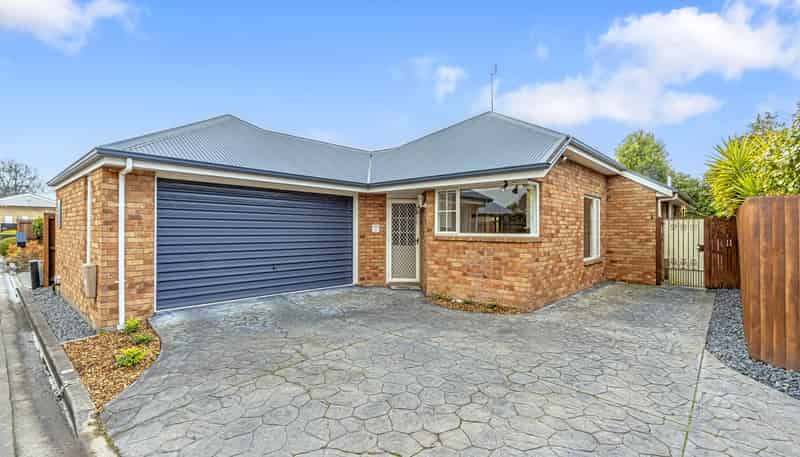 1 Ashmore Lane, Strowan