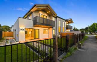 1/64 Banbury Crescent, Fairfield