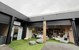 GREY LYNN WAREHOUSE / STUDIO
