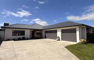 34 Atlantic Drive, Fitzherbert