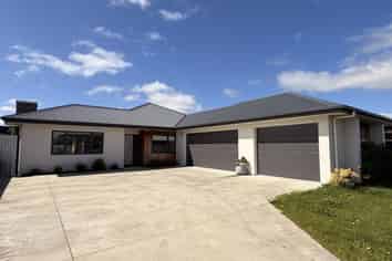 34 Atlantic Drive, Fitzherbert