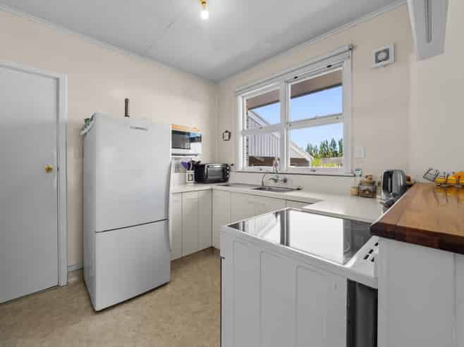 32 Keenans Road, Newland