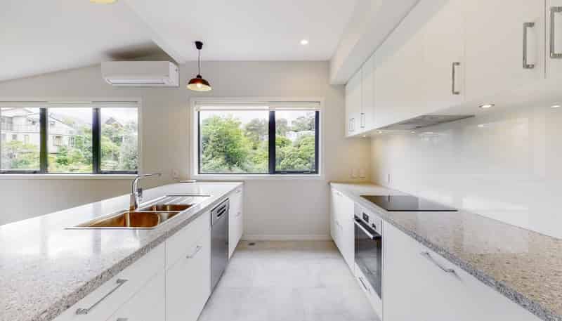 13 Jacobsen Lane, Ngaio