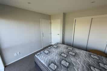 2/12 Parson Lane, Papatoetoe