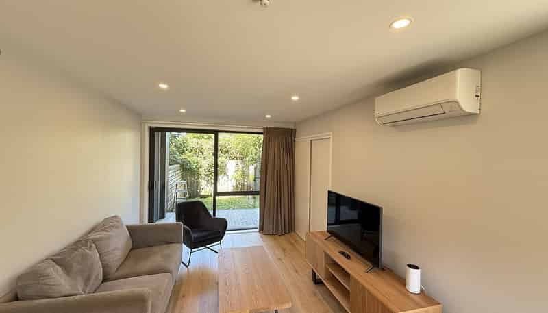 2/12 Parson Lane, Papatoetoe