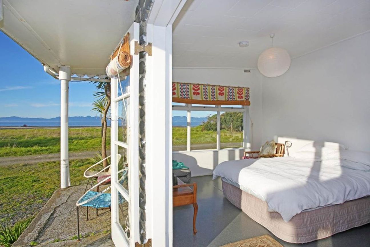 A Special Diamond Near the Beach! - Vista 3