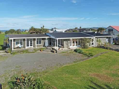 20 F Lowry Road, Whakatiwai, Kaiaua