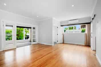 256 Waiwhetu Road, Waterloo