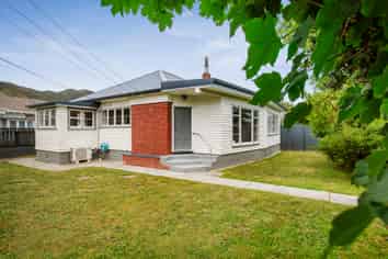 256 Waiwhetu Road, Waterloo