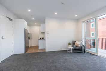 301/1B Soljak Place, Mount Albert