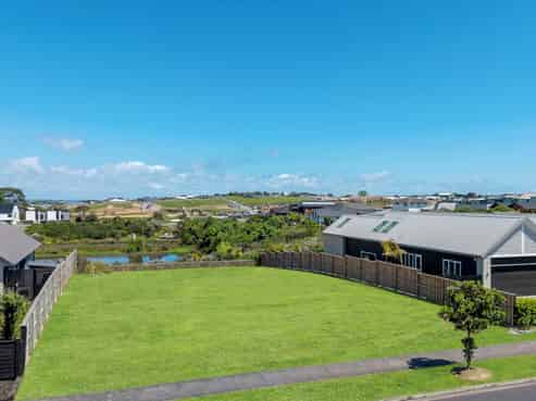 38 Karo Road, Beachlands