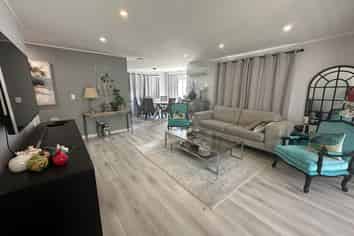 2/354 Great South Road, Opaheke