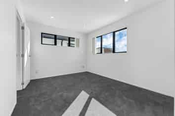 8 Hardie Street, Mangere East