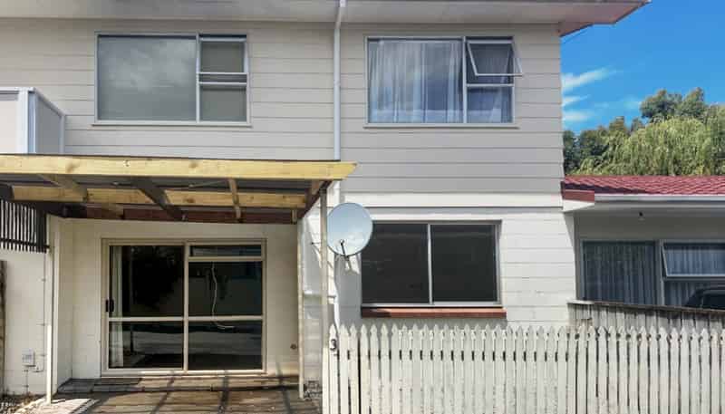 17C Surrey Road, Springvale