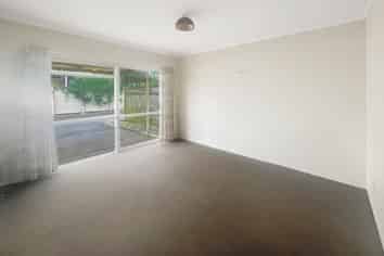 17C Surrey Road, Springvale