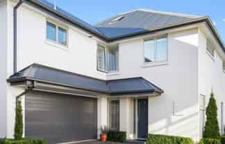 998b Colombo Street, Saint Albans