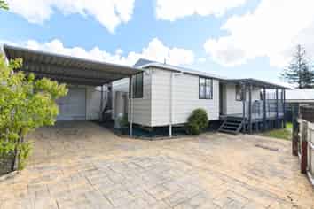 25 Glen Close, Glen Eden