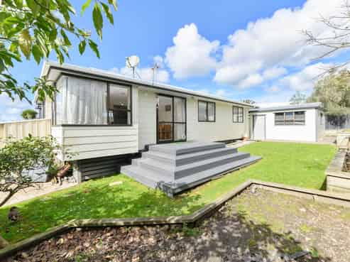 25 Glen Close, Glen Eden