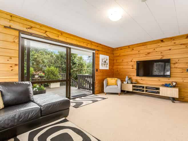 17 Forest Road, Pinehaven