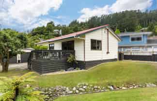 17 Forest Road, Pinehaven