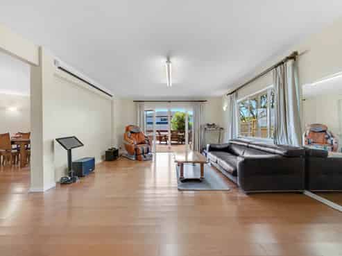 63 Goodwood Drive, Goodwood Heights