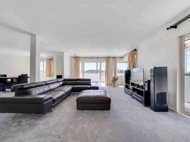 63 Goodwood Drive, Goodwood Heights