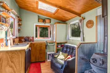 125 Coast Road, Warrington