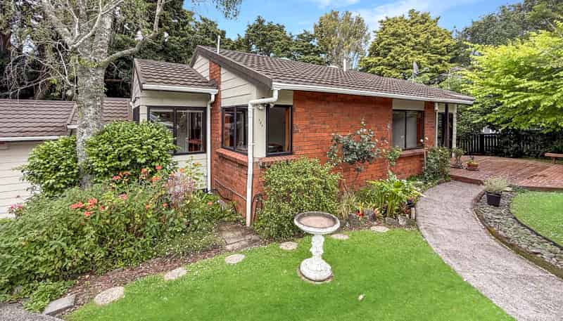 151 Everglade Drive, Totara Heights