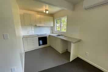 129b Clyde Street , Island Bay