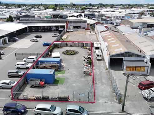 Secure yard area in the city