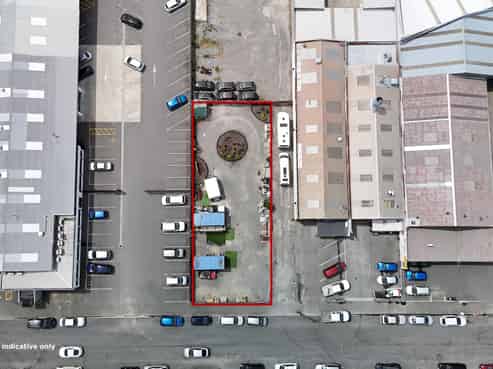 Secure yard area in the city