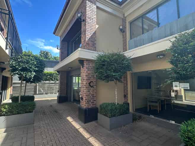 Waterfront Boutique Offices