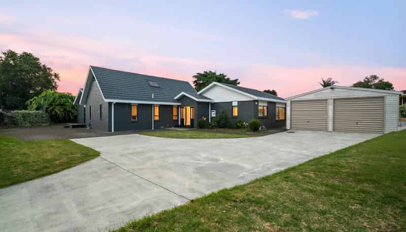 418 McKenzie Road, Waiau Pa