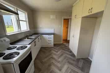 82 Leicester Street, Cannons Creek