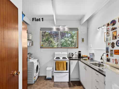 2A Burlington Road, Bluff Hill