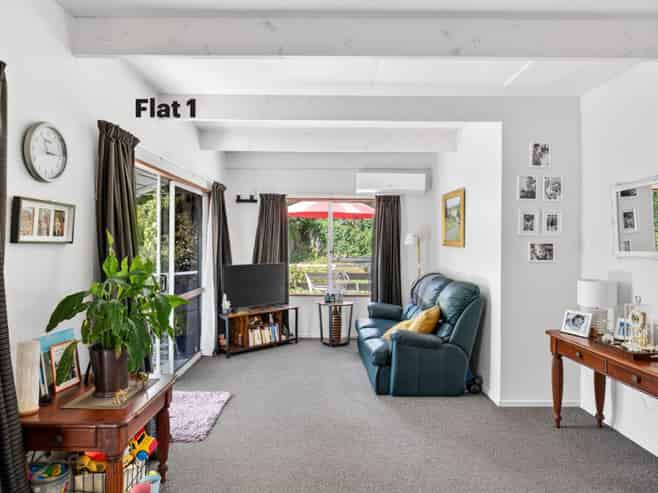 2A Burlington Road, Bluff Hill