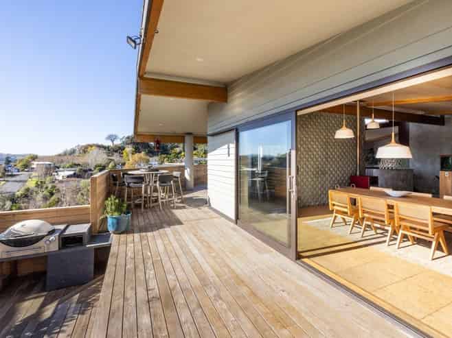 14 Te Mata Peak Road, Havelock North