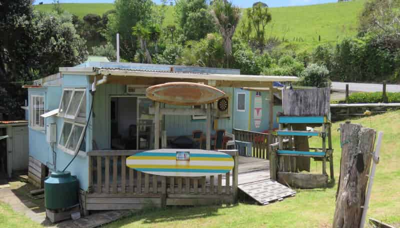 9 Rockell Road, Whananaki