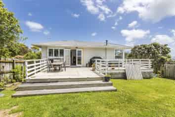 29 Tirowhanga Road, Paremata