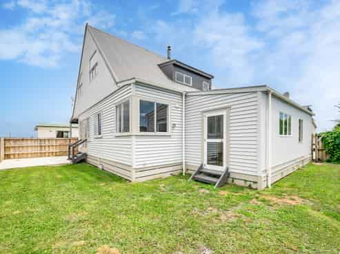 23 Beatty Street, LEVIN