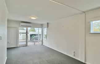 6/23 Riverbend Road, Onekawa