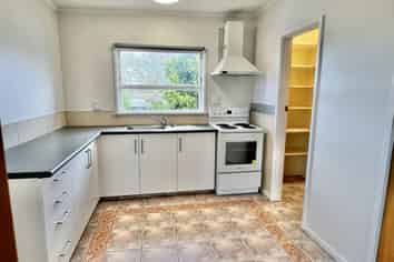 6/23 Riverbend Road, Onekawa