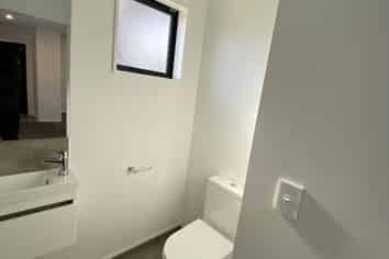 3/242 Edgeware Road, Edgeware