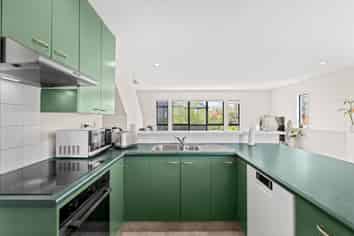 2/245A Bealey Avenue, Christchurch Central