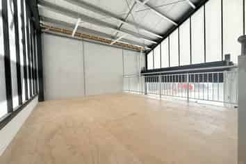 70m2 Road Front Unit | Ormiston Workshops