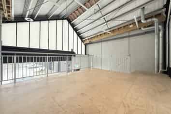 70m2 Road Front Unit | Ormiston Workshops