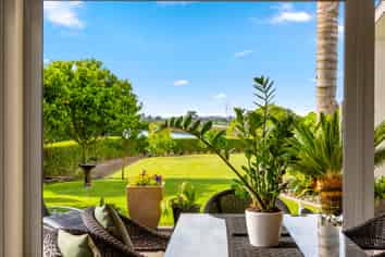 16 Pescara Point, Karaka