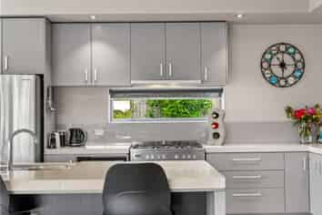 16 Pescara Point, Karaka