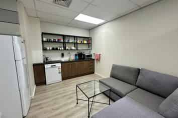 Cost Effective Kingsland Office